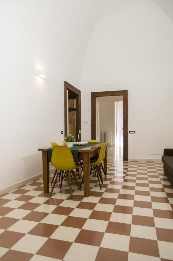 Palazzo Italia Apartments Bari Exterior photo